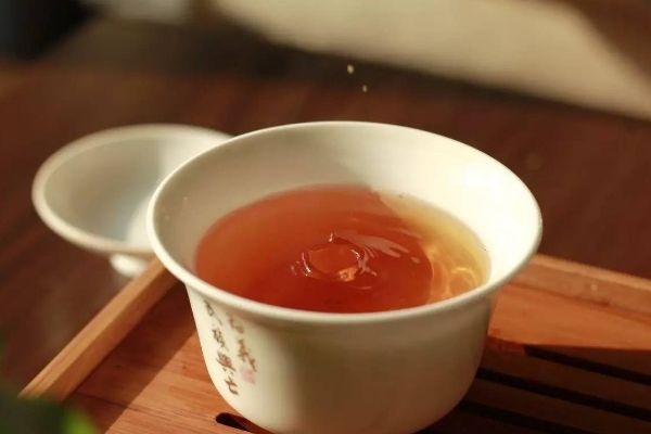 大肚子刮油最快的茶，普洱茶/烏龍茶/荷葉茶/桑葉茶