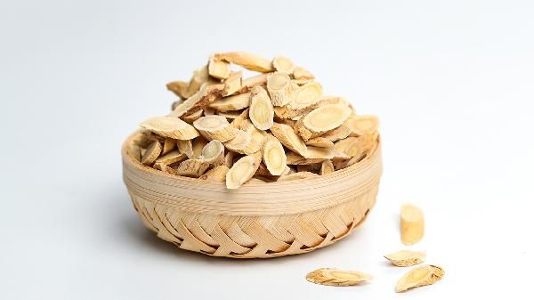 尿酸高可以喝黃芪泡水嗎
