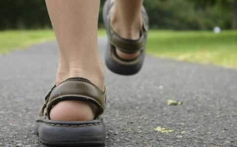 散步的方法有哪些 散步的錯誤方法 怎么散步能養(yǎng)生