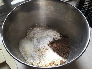 「健身期间的小零嘴」燕麦饼干的做法步骤 第1步