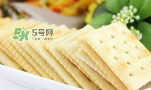 孕婦能吃蘇打餅干嗎？孕婦吃蘇打餅干好嗎？