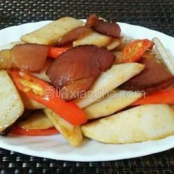 腊肉炒老芋头的做法[图]