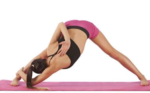 豐胸瑜伽怎么做 瑜伽能豐胸嗎 豐胸吃什么食物