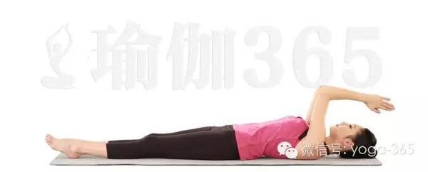 平躺提胸式瑜伽豐胸4