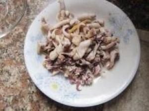 泡椒小鱿鱼的做法步骤 第3步