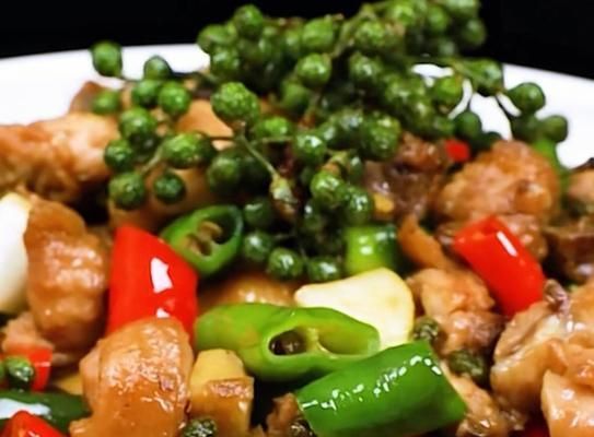 鷹嘴豆魷魚絲小炒，美味又健康（教你做一道健康又美味的小炒菜）