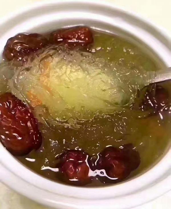 紅棗冰糖燉燕窩的做法