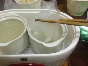 冰糖紅棗燉燕窩的做法 步驟4