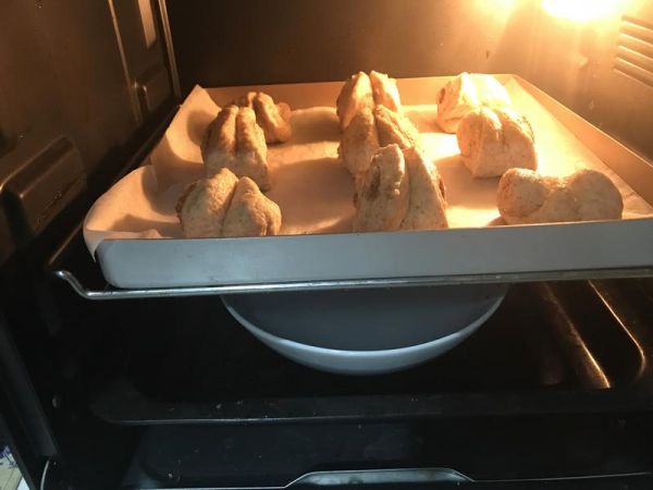 純奶手撕吐司的做法 步驟1