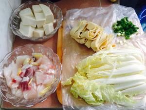 白菜豆腐魚片湯的做法 步驟1