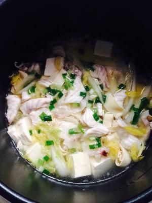 白菜豆腐魚片湯的做法 步驟2
