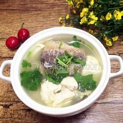 豆腐燉鯽魚湯的做法[圖]