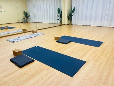 墊上伸展靜心時(shí)