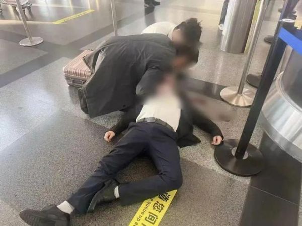 事發(fā)廈門機(jī)場(chǎng)！一男子突發(fā)心臟驟停……