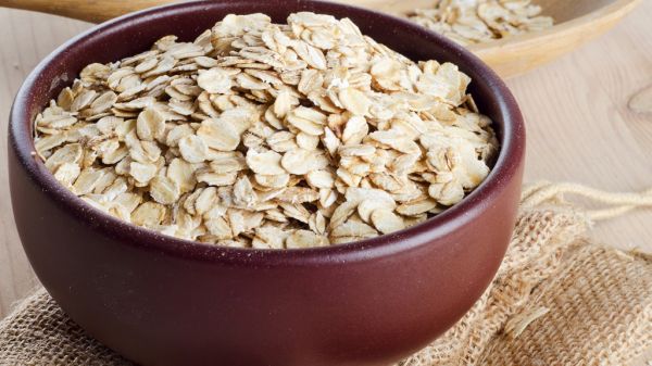 這2種粗糧是天然“溶栓劑”？提醒：想要血管健康，這幾物可多吃