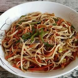 涼拌豆腐皮的做法[圖]