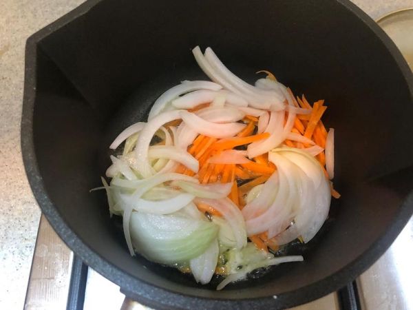 純奶手撕吐司的做法 步驟1