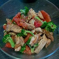 烤雞肉色拉配番茄西藍(lán)花（超級(jí)好操作）的做法圖解5
