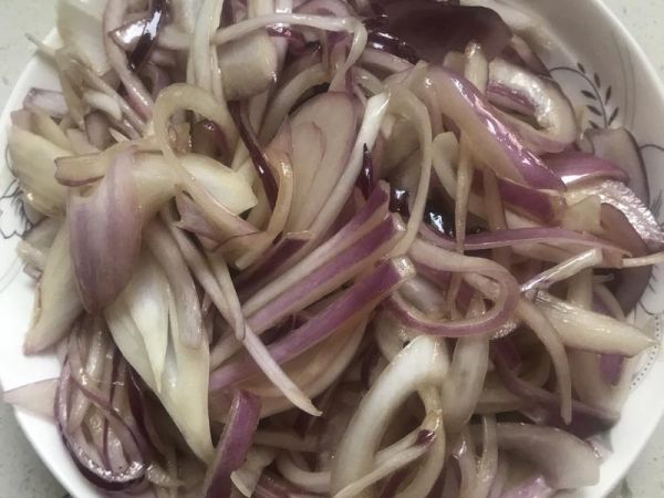 純奶手撕吐司的做法 步驟1