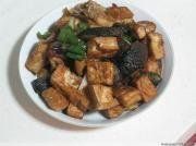 虎皮皮蛋炝豆腐的做法