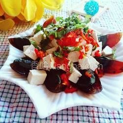 香菜皮蛋拌豆腐的做法[图]