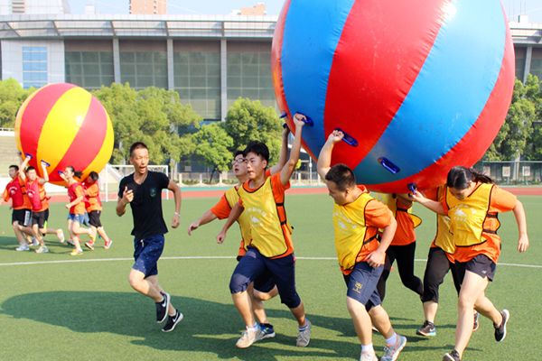 孩子暑假參加夏令營一般多少錢