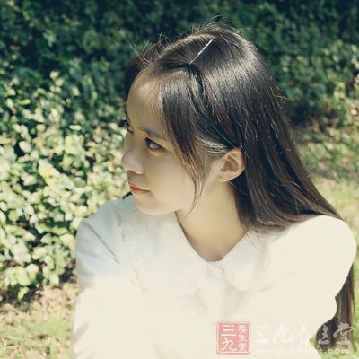 女人頸圍(脖子周長)與身體質(zhì)量指數(shù)(BMI)一樣,也能反映健康問題