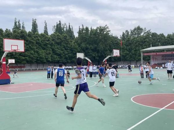 男生上職高學(xué)什么專(zhuān)業(yè)好就業(yè)呢