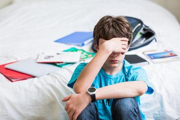 男孩青少年心理健康教育