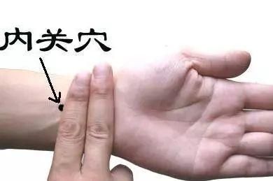 拔罐方法不對=縮短生命？老中醫(yī)提醒，拔火罐前一定要看！