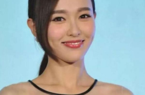 5位最美鵝蛋臉女星排名，宋慧喬第4，劉亦菲第2，第一盛世容顏