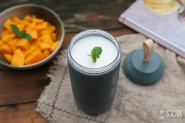 簡(jiǎn)單三步搞定自制酸奶，凝固順滑沒顆粒_新浪眾測(cè)