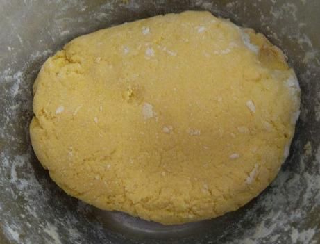 玉米面的新吃法，不用一滴油，比面包好做比發(fā)糕好吃，家人吃上癮