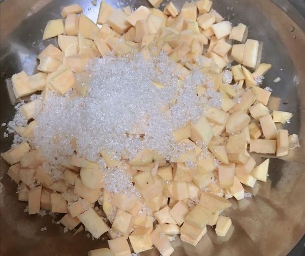 紅薯餅的懶人做法，不到十分鐘做完，香香脆脆的