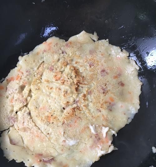 紫薯培根煎餅，做出色香味俱佳的早餐（豐富口感，美味健康，享受全新煎餅體驗）