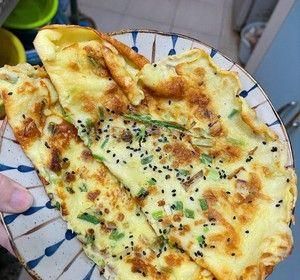 香蔥煎餅的制作方法（從面團制作到香蔥入味）