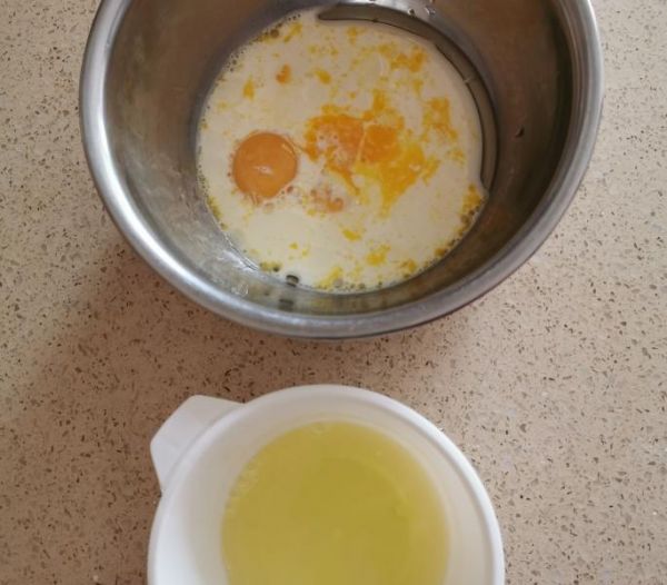 純奶手撕吐司的做法 步驟1