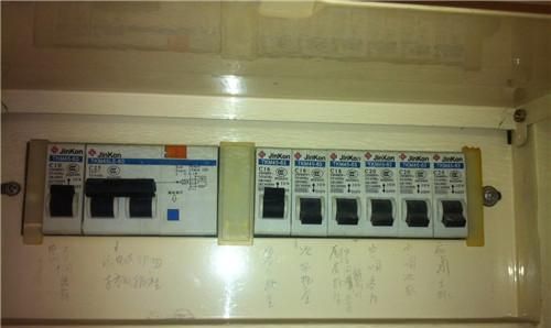 解決跑步機(jī)跳閘問(wèn)題的有效方法（避免不必要的電路短路） 第1張