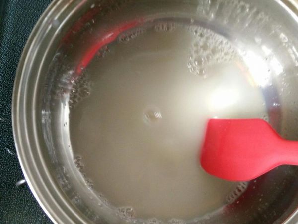 純奶手撕吐司的做法 步驟1
