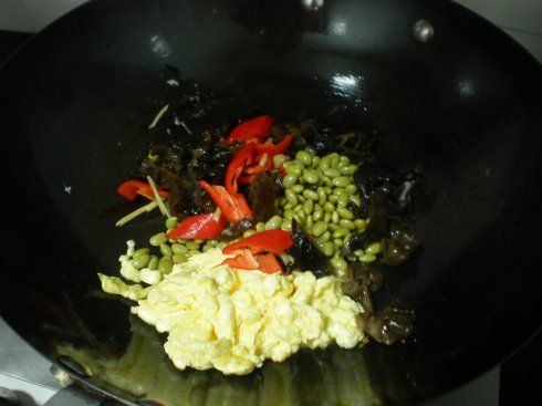 木耳毛豆炒雞蛋