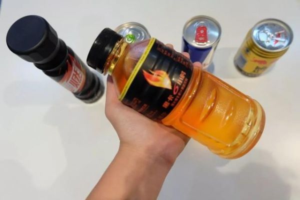 累了困了就喝功能性飲料，你知道自己都喝了些什么嗎？