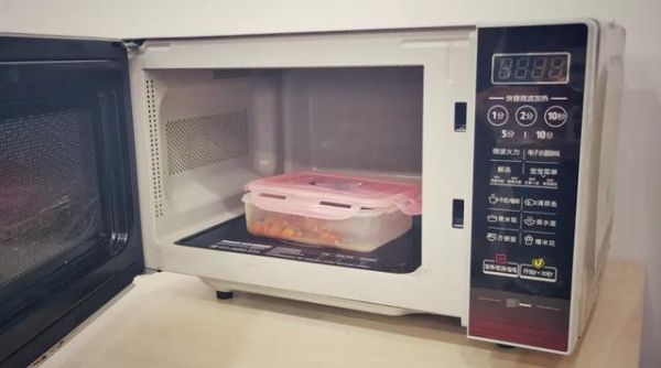 别再用饮料瓶装粮食了，一文揭秘塑料底部隐藏的健康密码