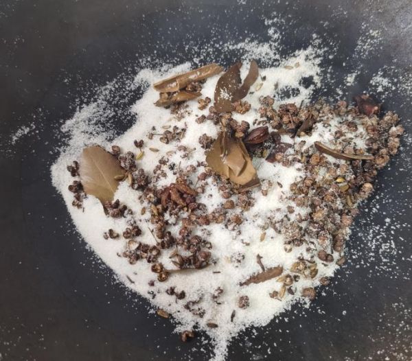 純奶手撕吐司的做法 步驟1