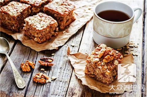 早餐吃燕麥加牛奶好嗎？
