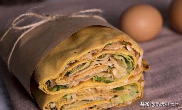 教你在家做煎餅，簡(jiǎn)單幾步就上桌，外酥里鮮，比買的還好吃
