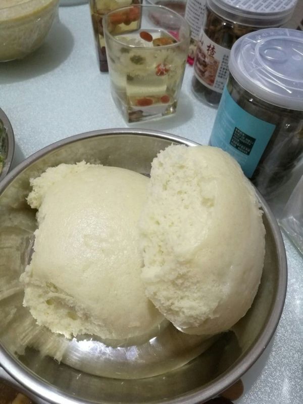 纯手工发面馒头