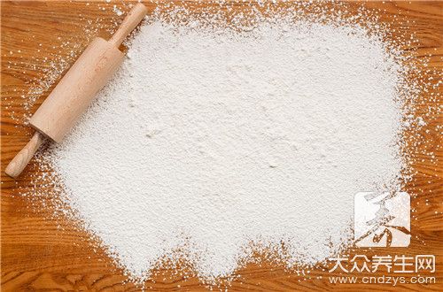 面團(tuán)發(fā)酵后粘手稀稀的 