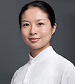 薛倫