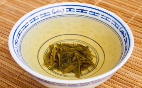 喝绿茶的好处 绿茶的功效 绿茶的作用