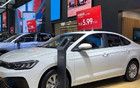 年末再让步！朗逸、轩逸等多款车，跌破6万起以价换量